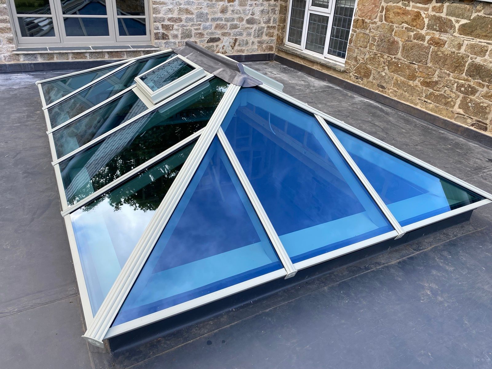 Glass roof lantern pyramid exterior