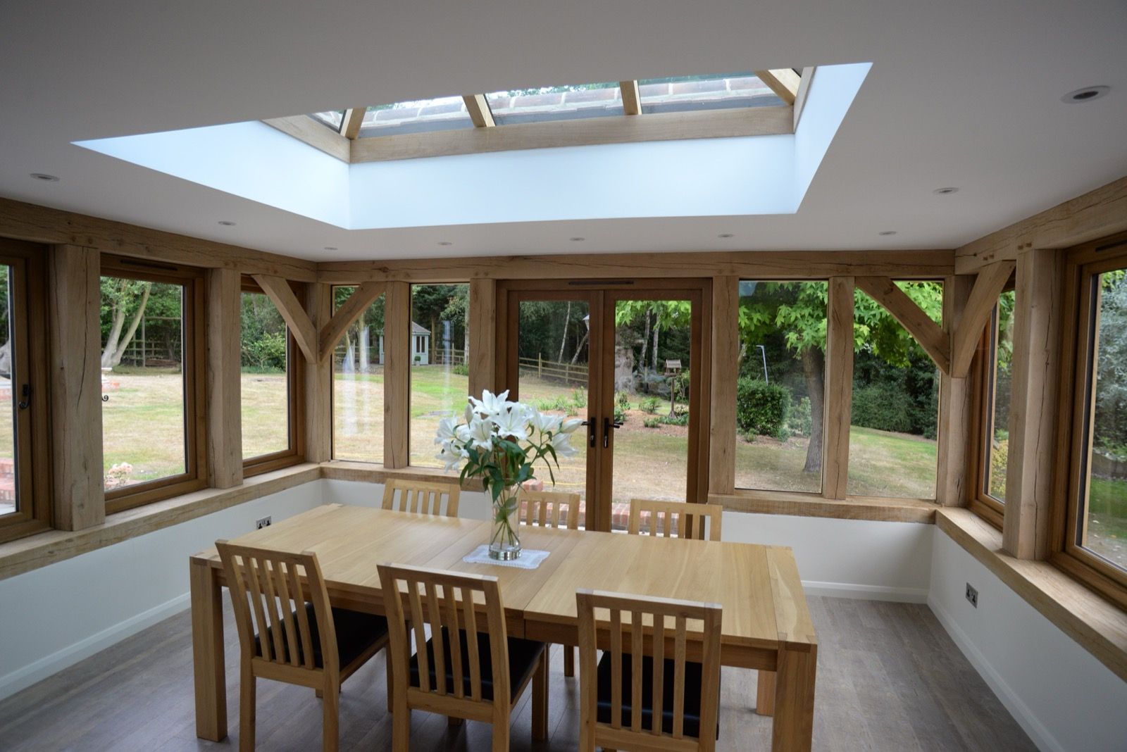 Oak framed extension lantern diner