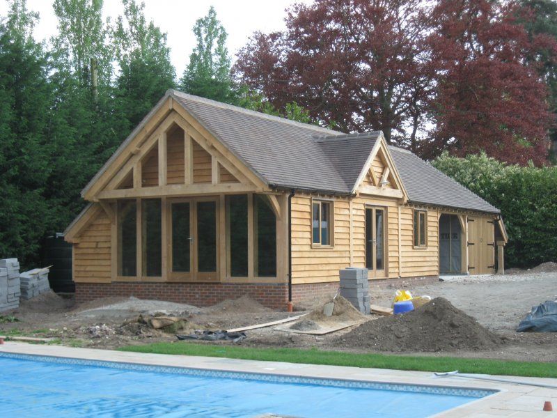 Oak framed garden room trusses