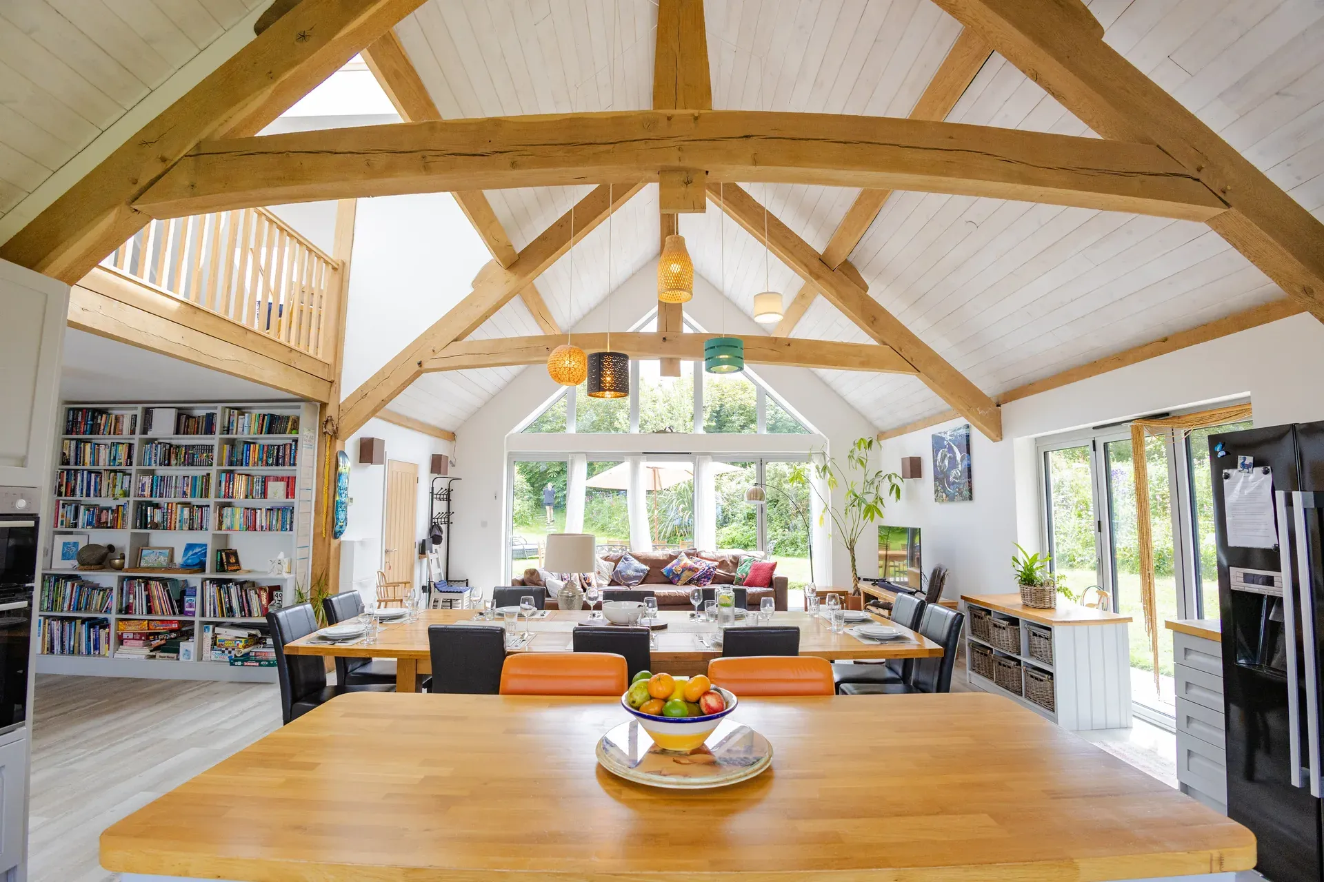 Oak framed kitchen diner vaulted