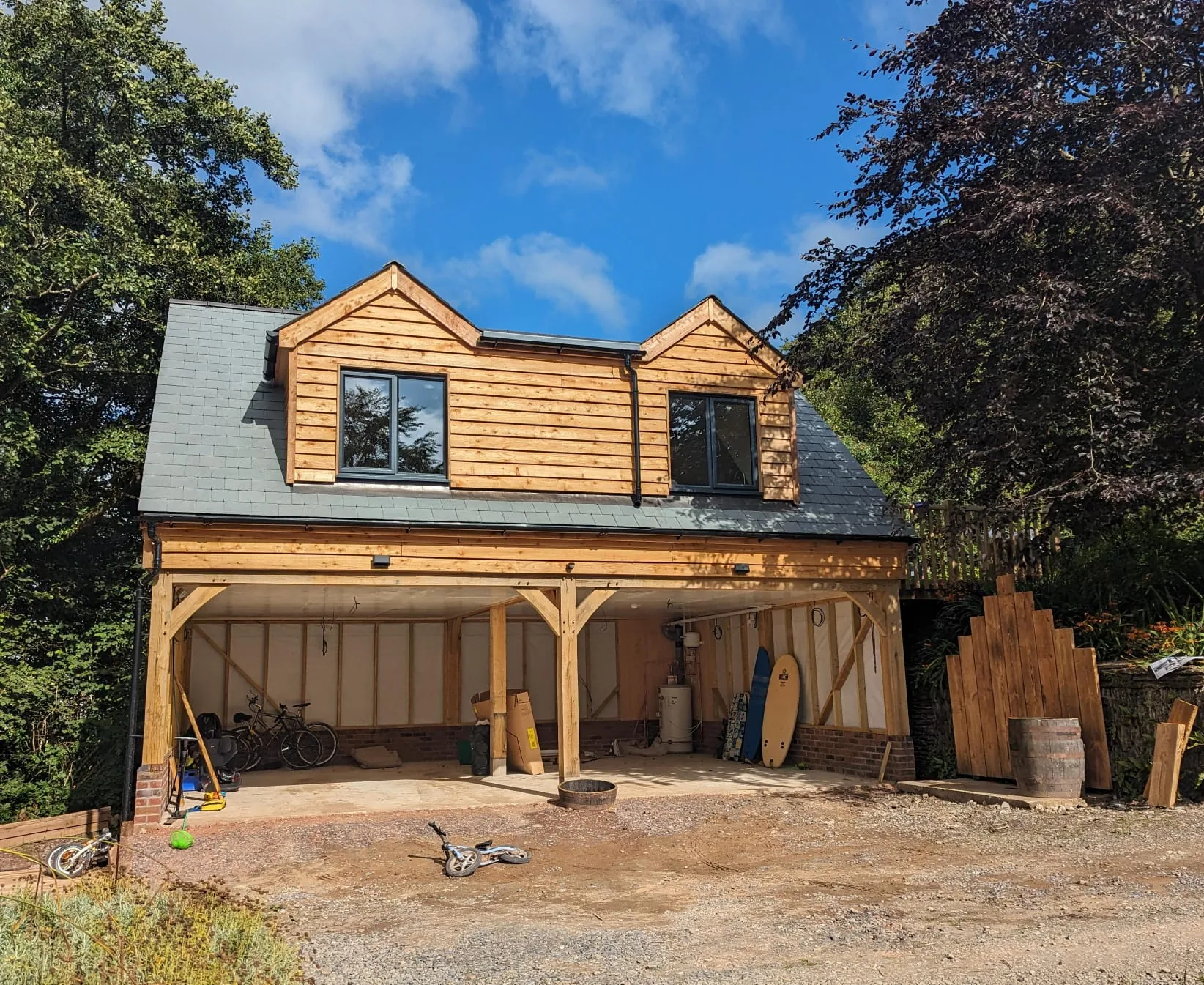 Oak framed two storey garage