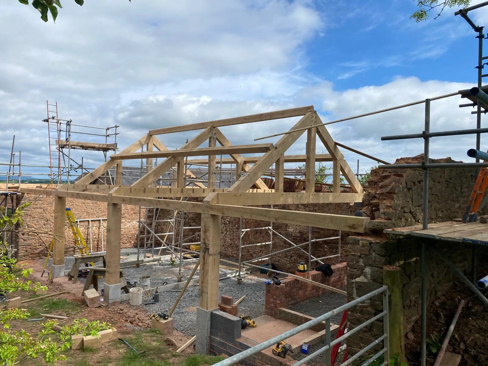 Oak king post trusses raising