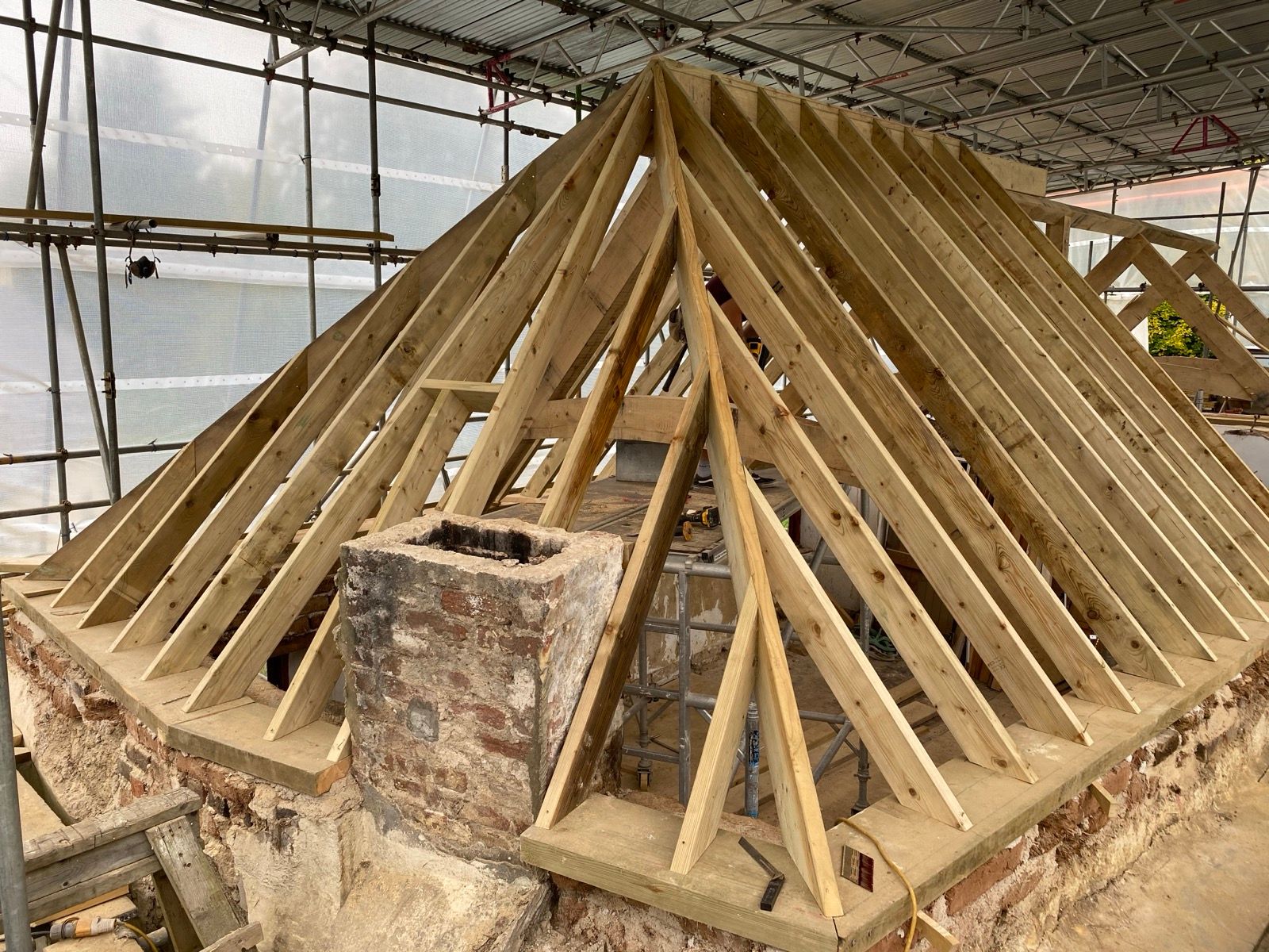 Oak roof carpentry hip frame