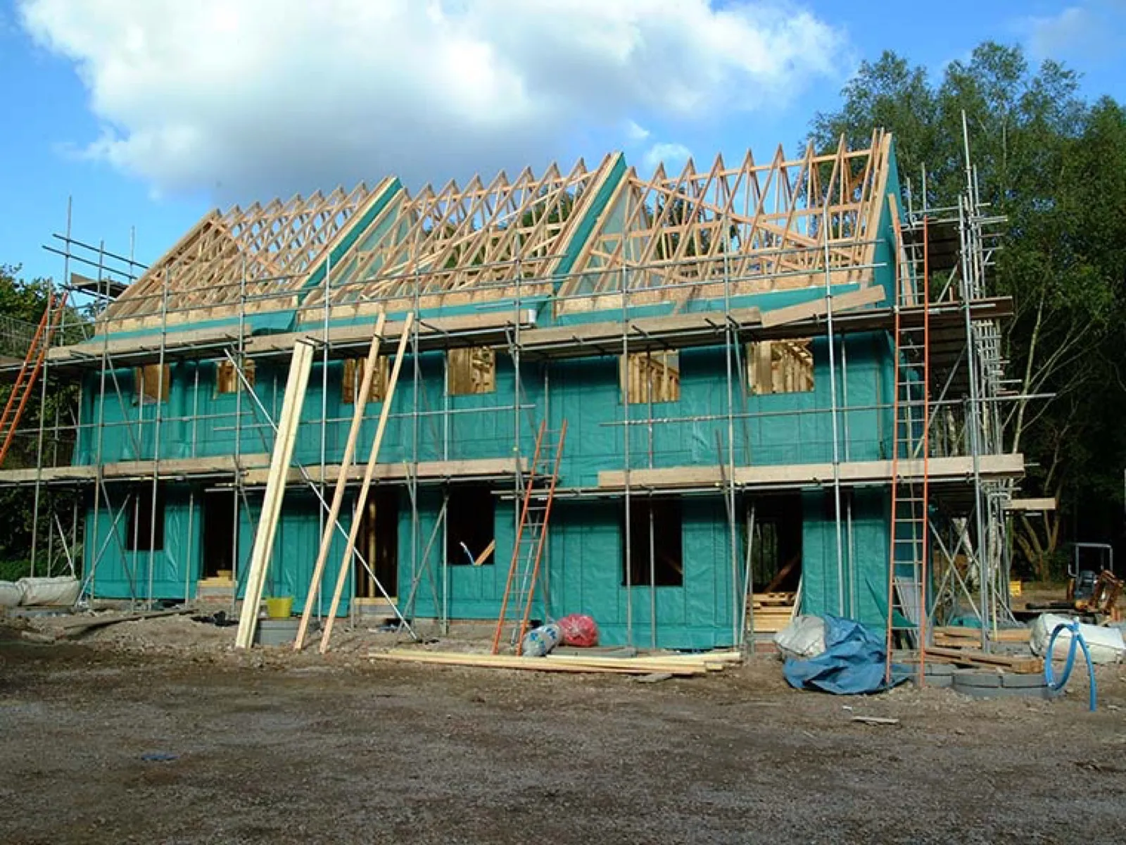Timber frame cut roof construction